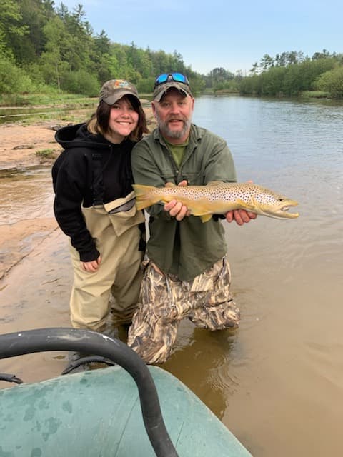 Anyone else fish the Hex hatch on the Fall? : r/flyfishing